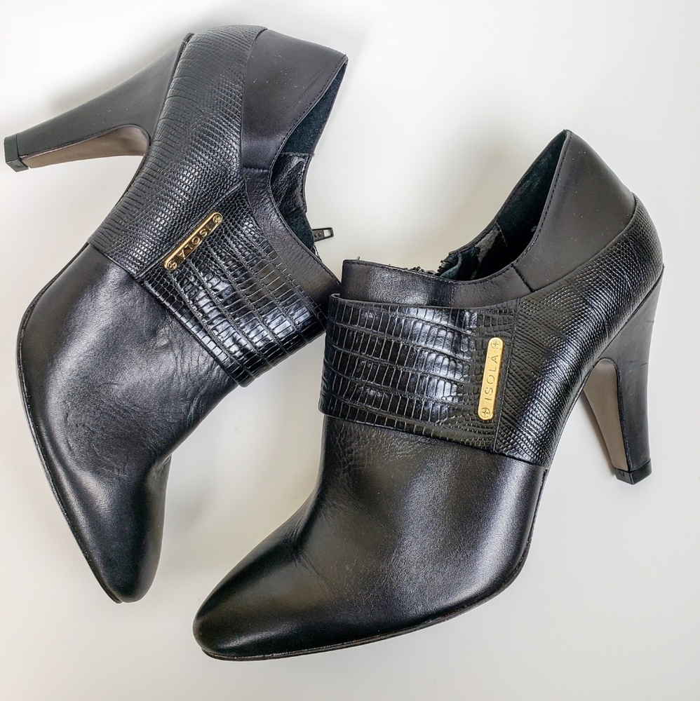 EUC Isola Black Leather Booties Size 7.5M